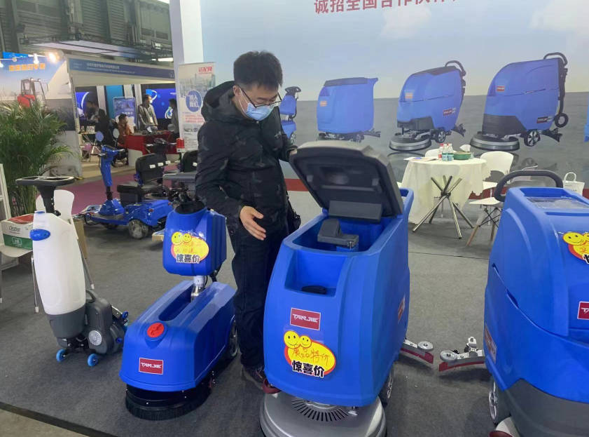 六盘水坦洁洗地机公司致力于电动洗地机的生产、销售和服务百家