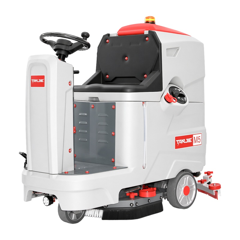 六盘水坦洁驾驶式洗地机M5【单刷】